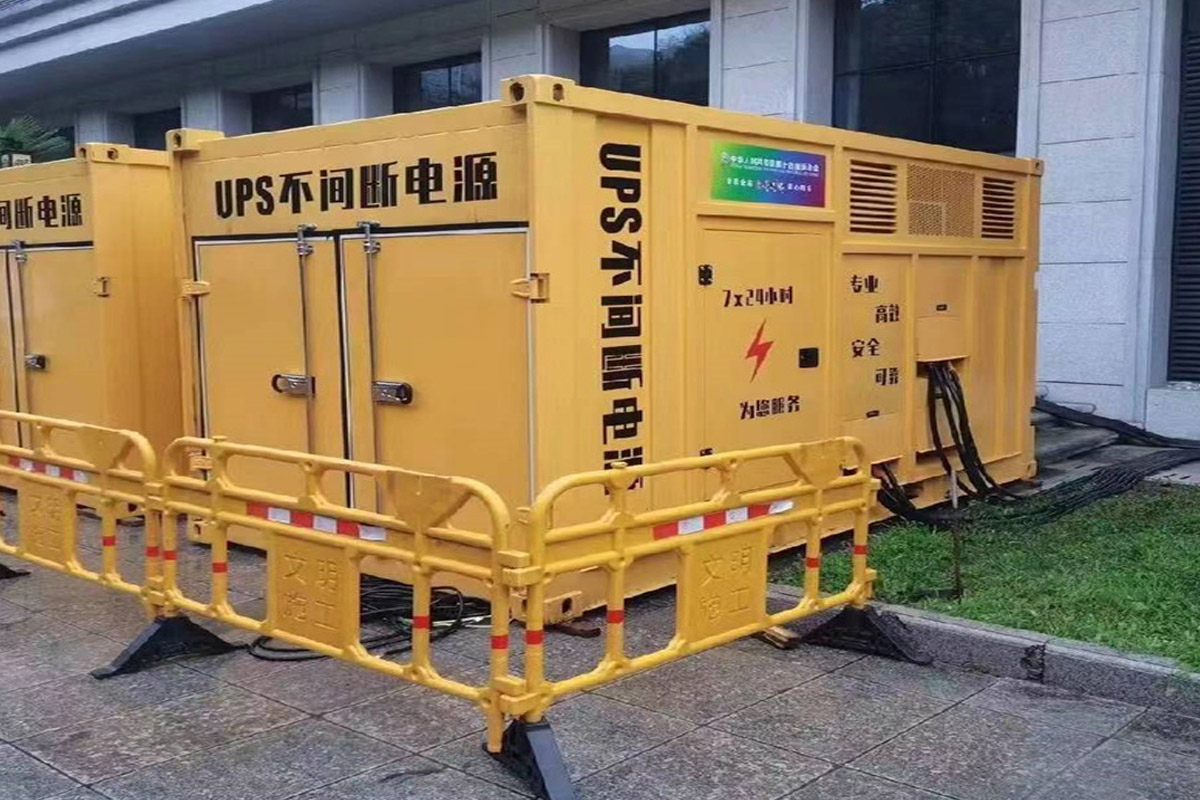 霞山发电机租赁施工现场